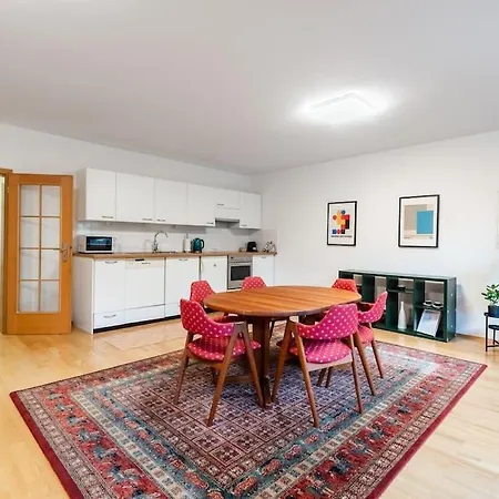 Bliss Apartment *